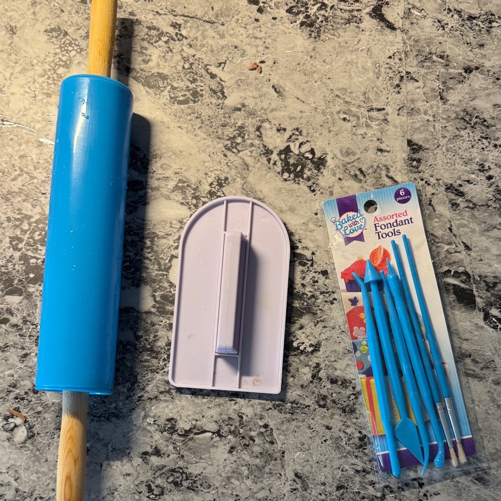 Fondant Tool Set with Blue Rolling Pin